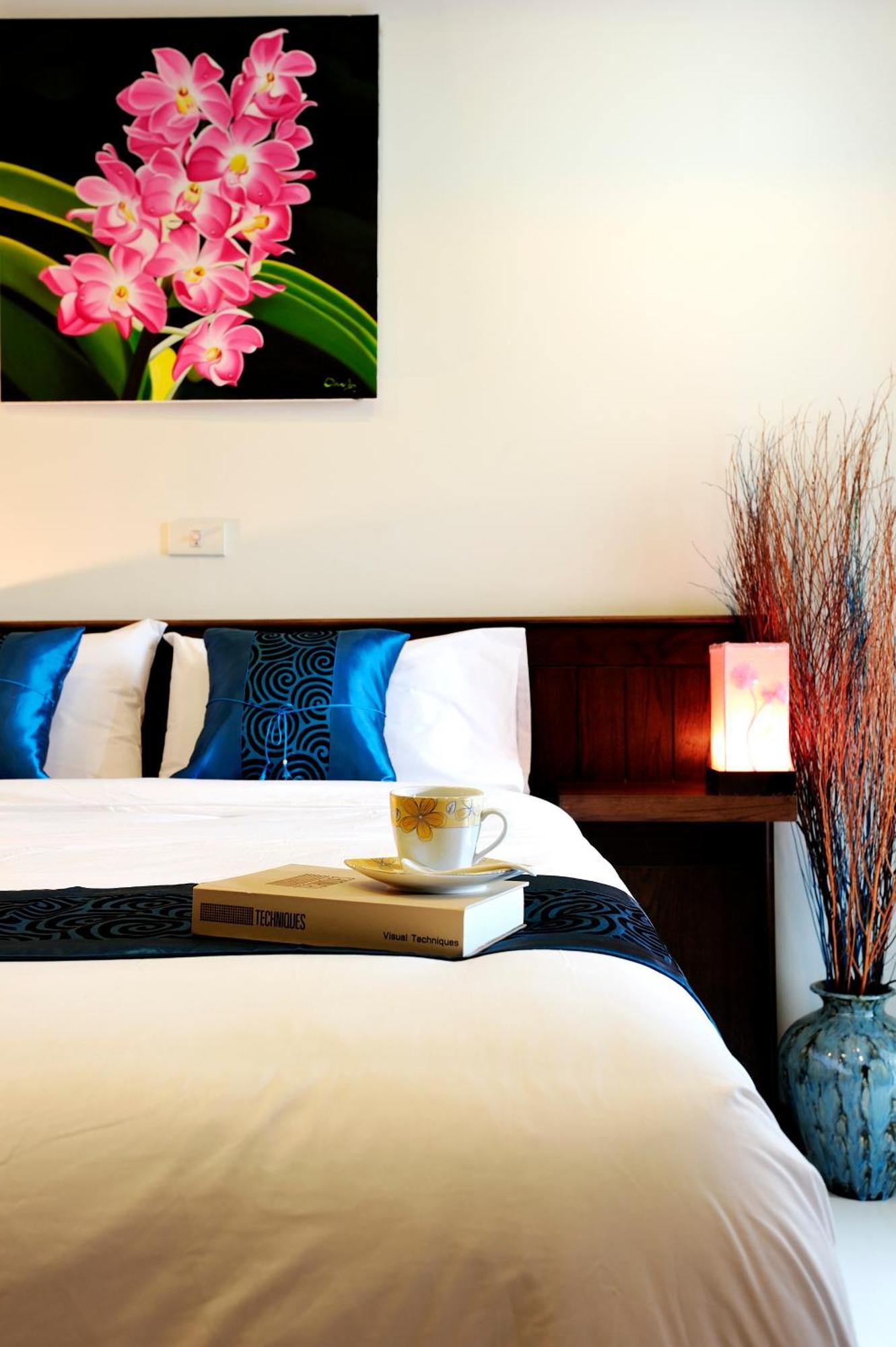 Ruen Buathong Boutique Hotel Patong Beach Екстер'єр фото